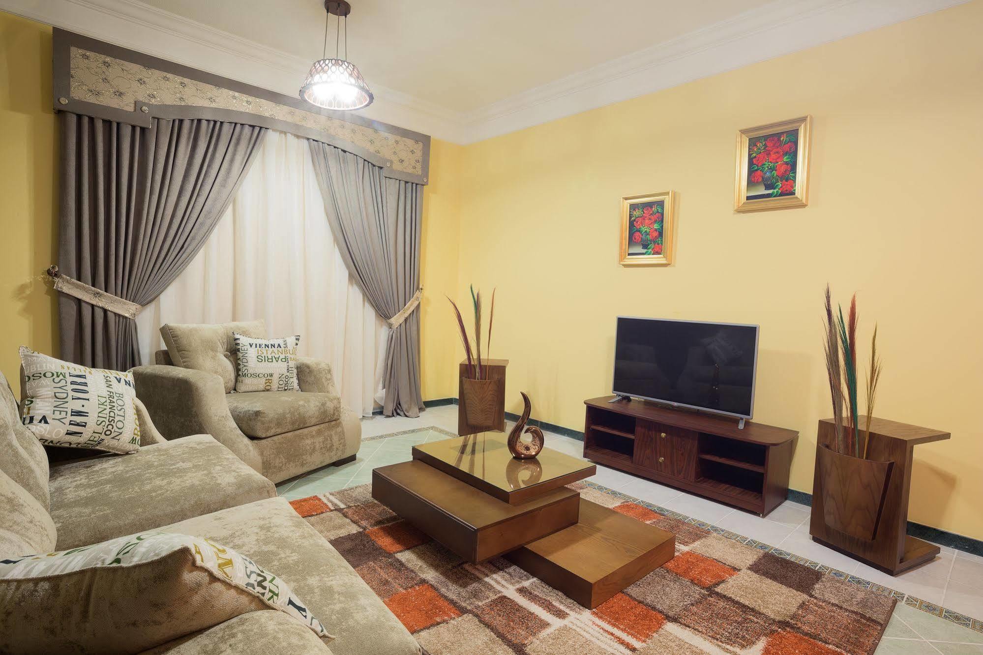 سفارى للاجنحه الفندقيه 4* جدة